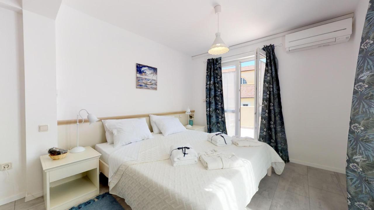 Stella Deluxe Superior 5 Star Apartment, Your Piece Of Heaven By The Sea & Park, With Sea View Novigrad Istria Exterior foto