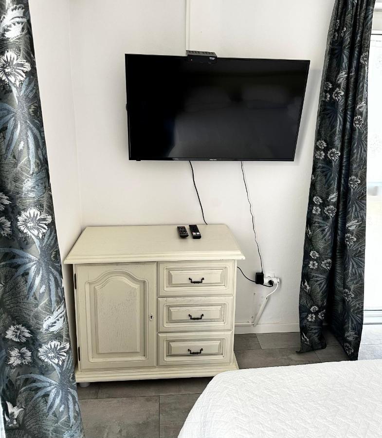 Stella Deluxe Superior 5 Star Apartment, Your Piece Of Heaven By The Sea & Park, With Sea View Novigrad Istria Exterior foto